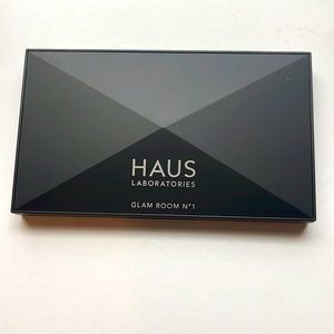 Haus Labs- Fame palette.
